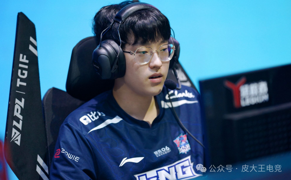 FLY横扫RNG，Scout操刀奇招英雄翻盘半决赛3:1（巴黎）