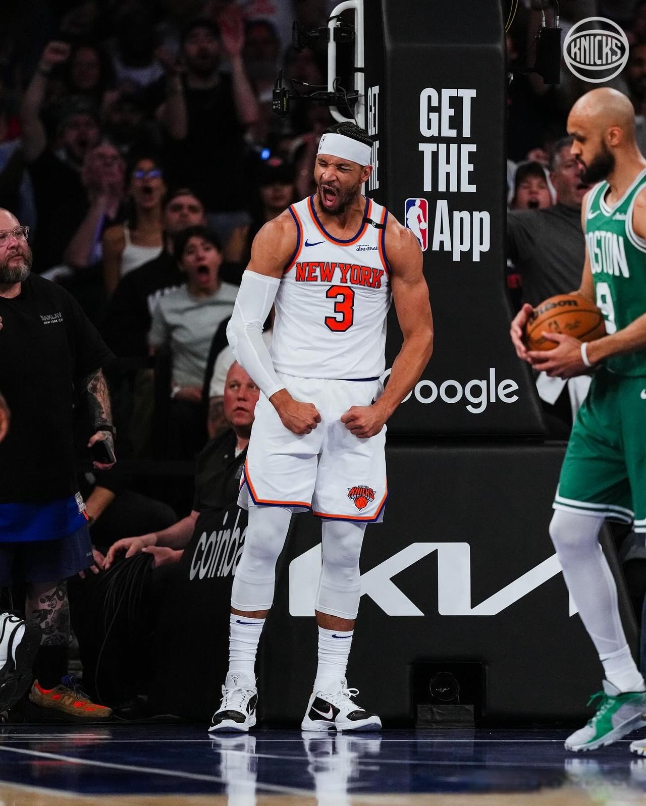 步行者主场力克凯尔特人，系列赛3-2领先的简单介绍