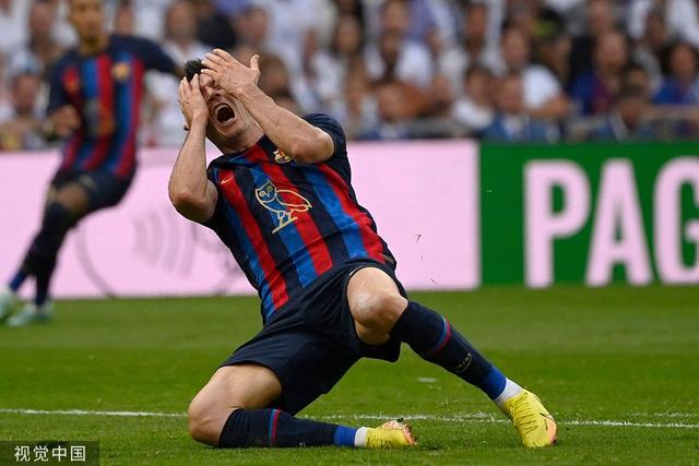 拜仁轻取那不勒斯，托雷斯关键制胜的简单介绍