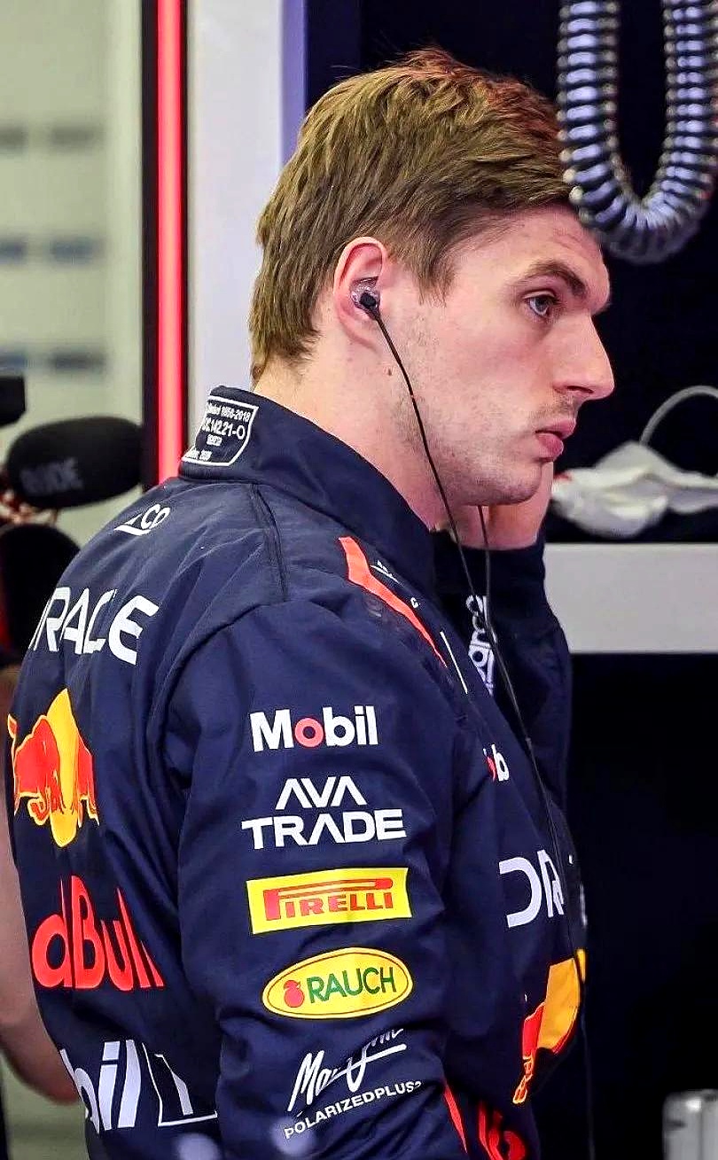 红牛二队翻盘威廉姆斯,维斯塔潘扛起全队的简单介绍 红牛二队翻盘威廉姆斯,维斯塔潘扛起全队的简单介绍