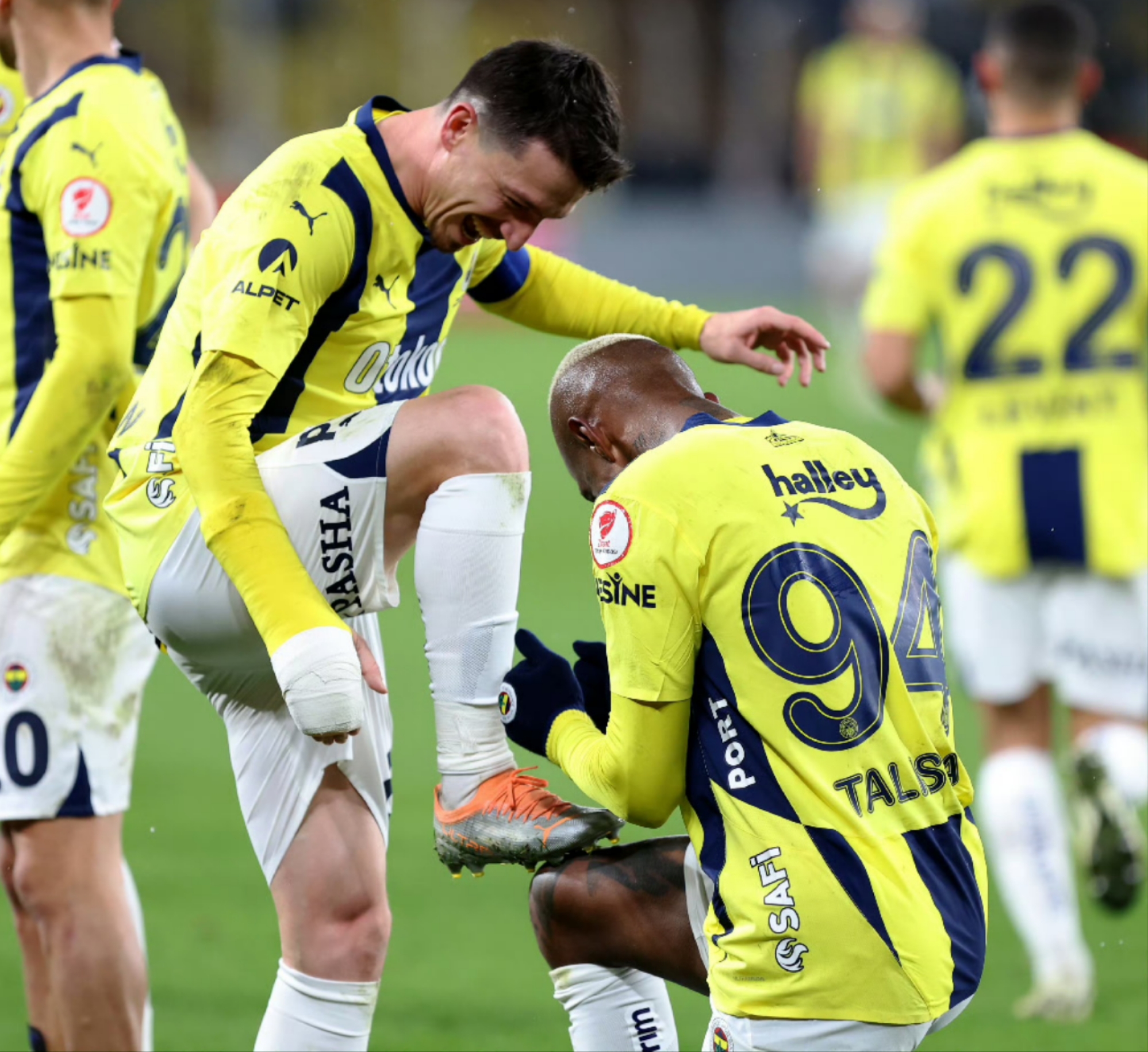 韩国鏖战巴萨，穆勒统治全场