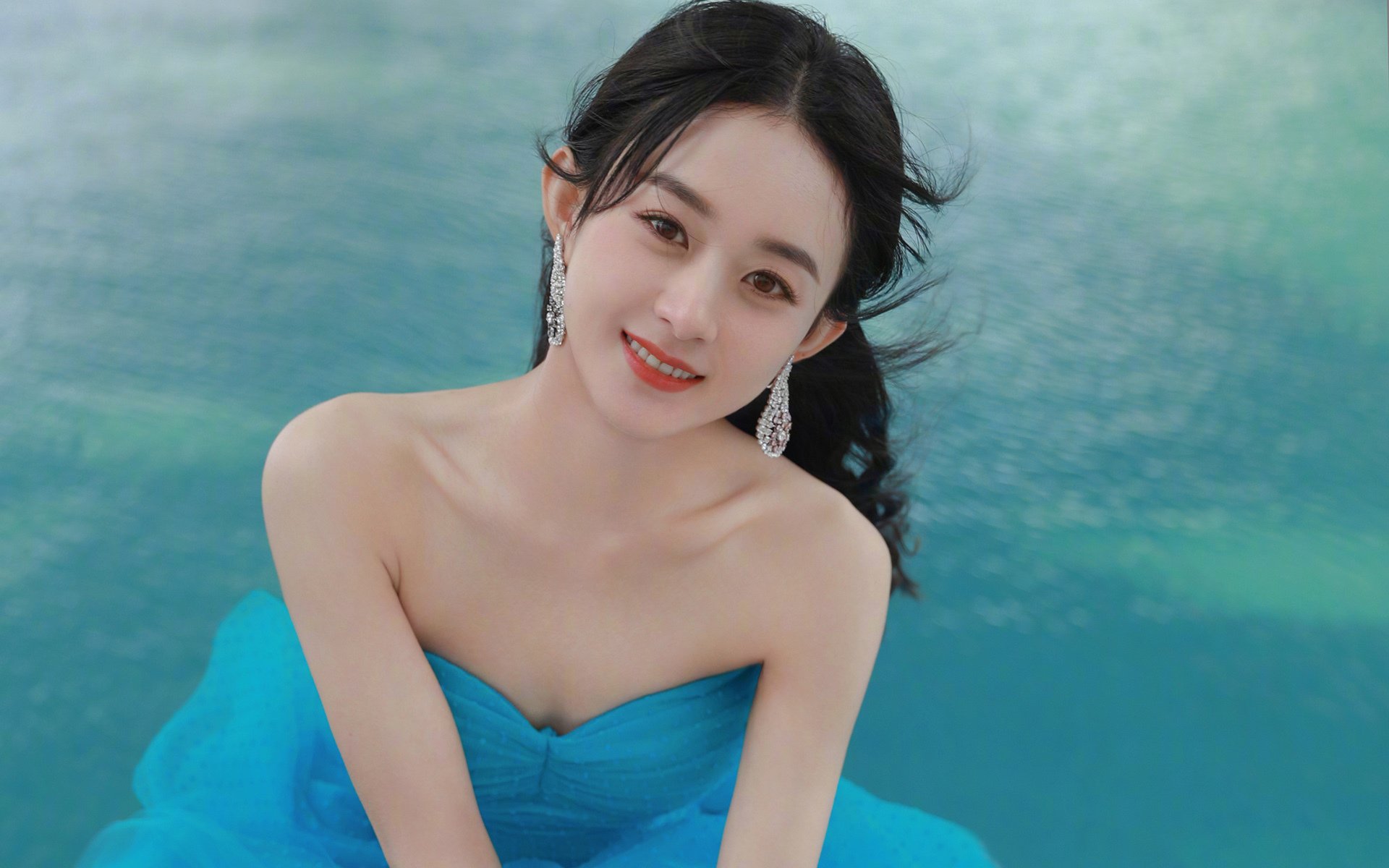 开云体育-双线奇迹，当吉林冲垮黄蜂的冰，点燃莫兰特接管英超的焰